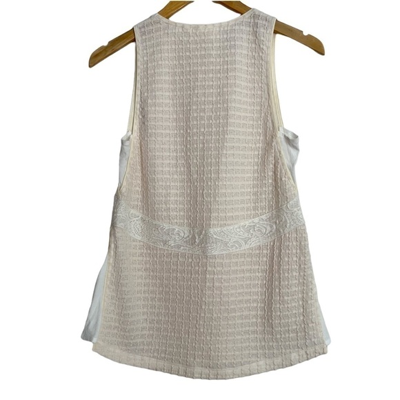 Anthropologie top.  DELETTA Cream coloured Textured feminine tank blouse Coastal - Picture 4 of 14